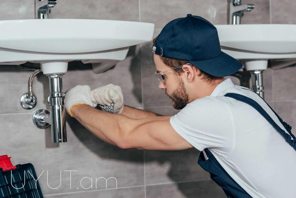 Սանտեխնիկ/сантехник/plumber